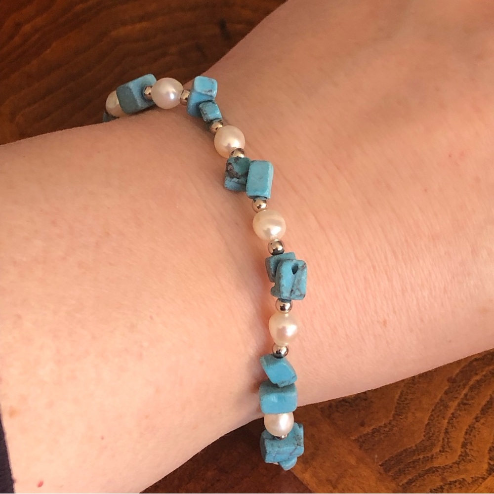 Vintage 70s faux turquoise genuine pearl bracelet